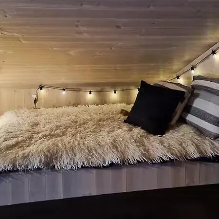 Cabin At The Gateway To Jotunheimen * Tessand