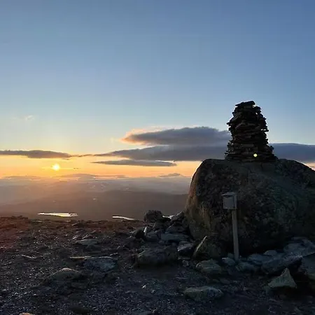 At The Gateway To Jotunheimen Nyaraló
